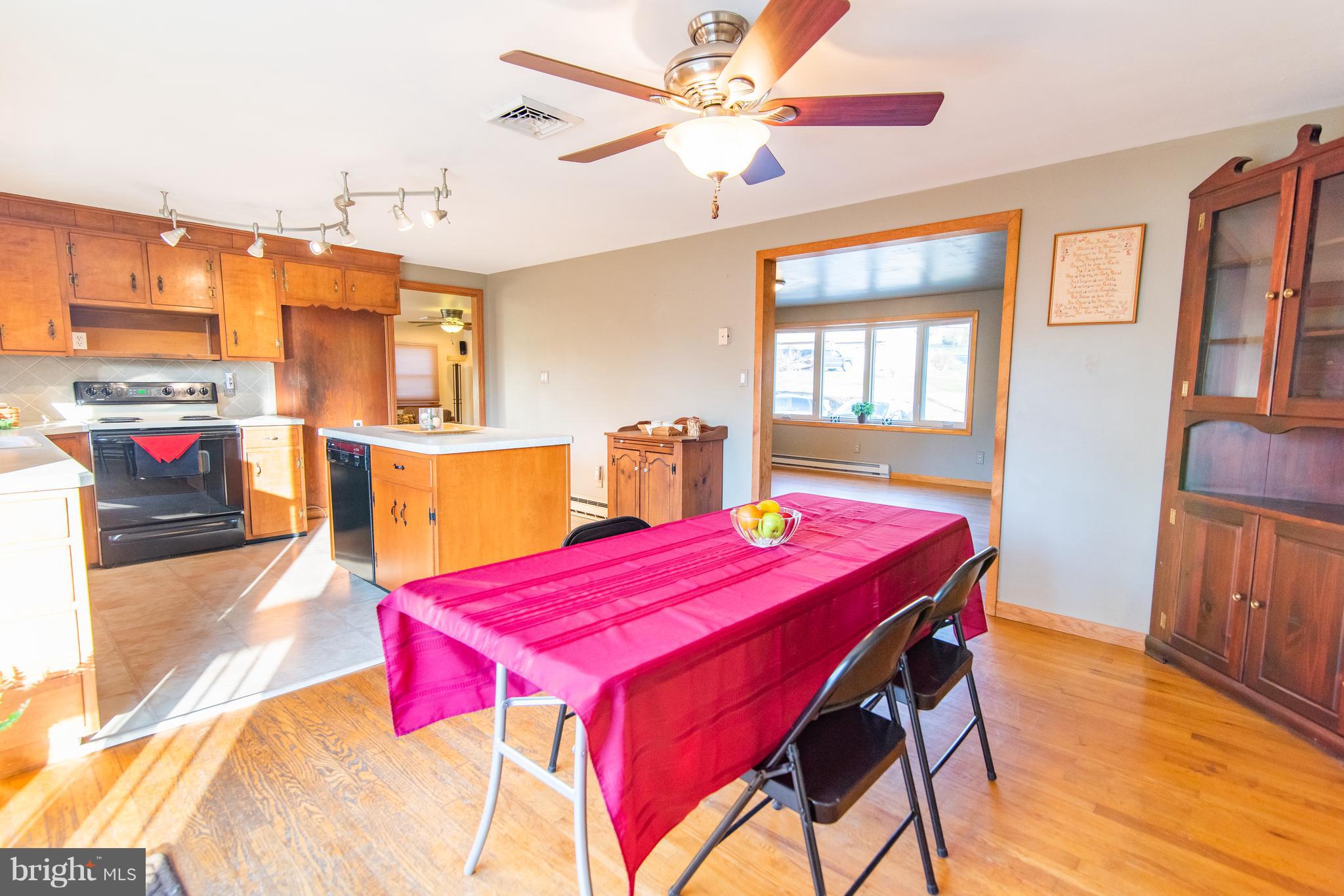 5448 Strasburg Road Gap, PA 17527 - Photo 9 of 41 Dining/Kitchen Combo