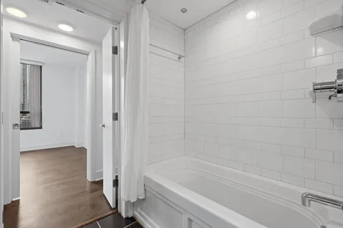 $749,000 | 300 Bowie Street, Unit 1101, Austin, TX 78703