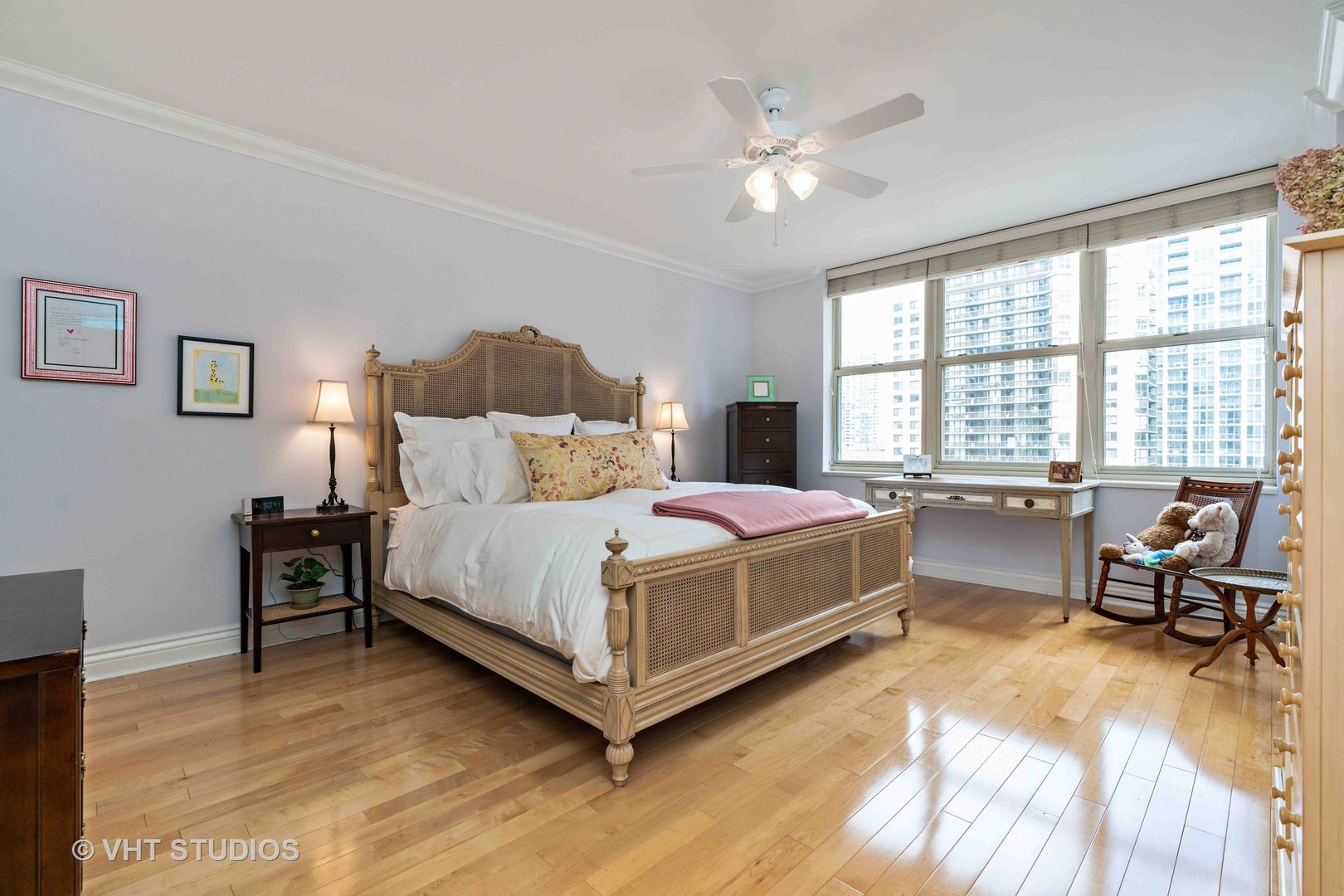 21 West Chestnut Street, Unit 1205 Chicago, IL 60610 - Photo 6 of 15