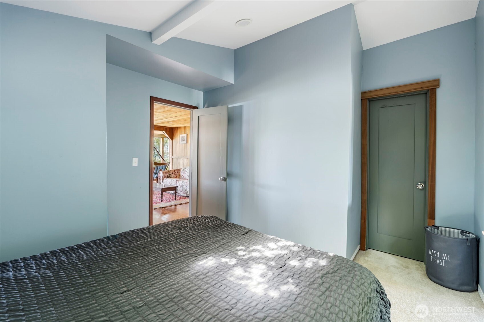 28243 Manzanita Beach Road Southwest Vashon, WA 98070 - Photo 22 of 35
