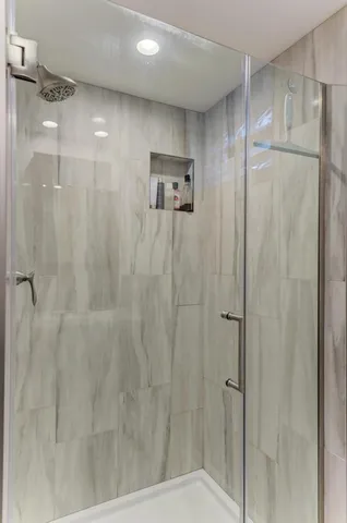 $352,900 | 7964 South Tripp Avenue, Chicago, IL 60652