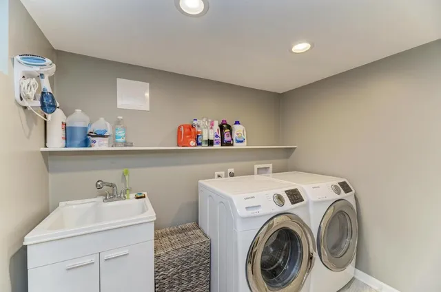 $352,900 | 7964 South Tripp Avenue, Chicago, IL 60652