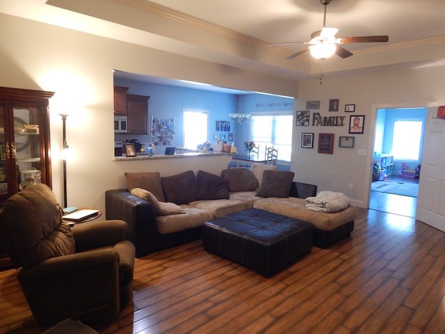 252 Terrace View Way Seneca, SC 29678 - Photo 8 of 43 Living Room