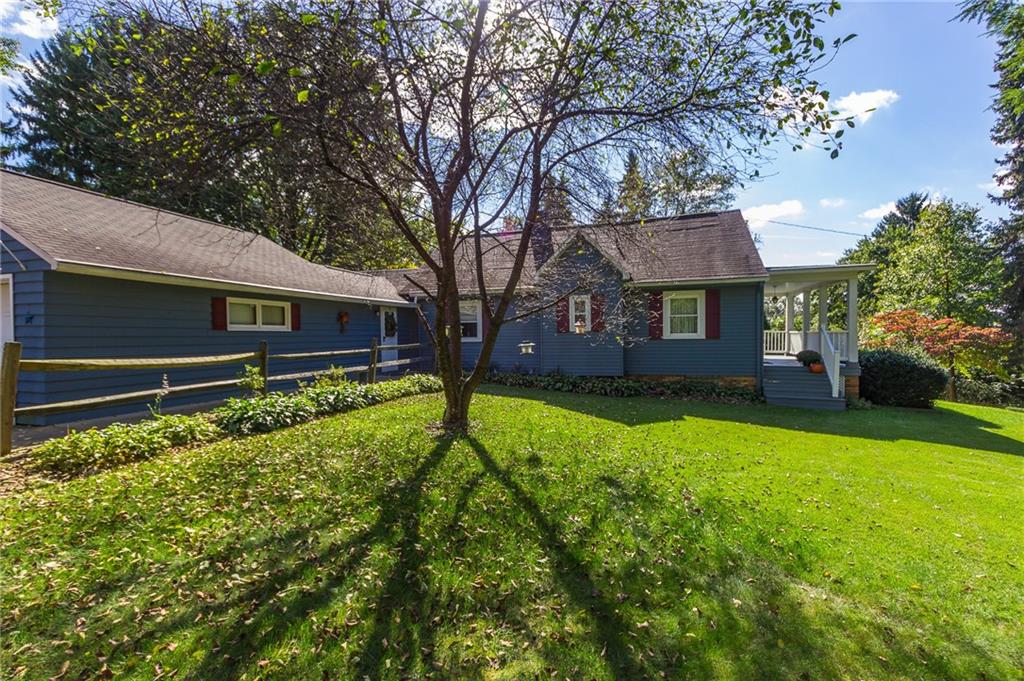 681 Goettman Drive Rochester, PA 15074 - Photo 4 of 24 Gallery Image 4