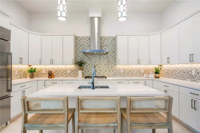 $1,495,000 | 30 Strand Drive, Vero Beach, FL 32963