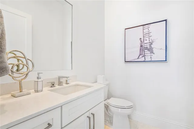 $1,495,000 | 30 Strand Drive, Vero Beach, FL 32963