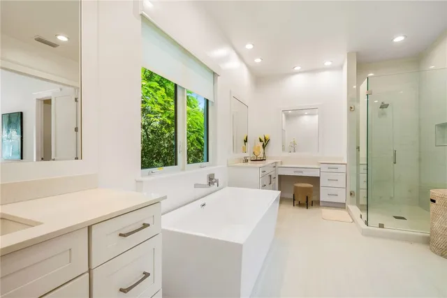 $1,495,000 | 30 Strand Drive, Vero Beach, FL 32963