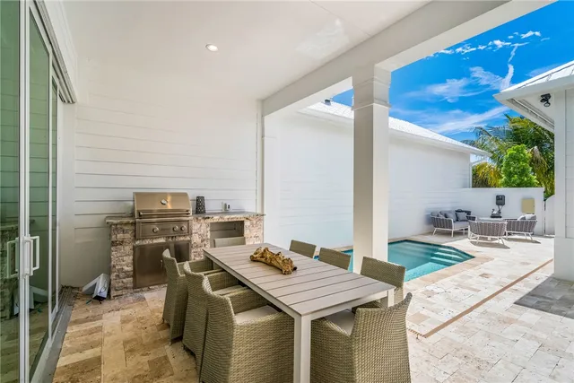 $1,495,000 | 30 Strand Drive, Vero Beach, FL 32963