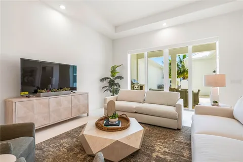 $1,495,000 | 30 Strand Drive, Vero Beach, FL 32963