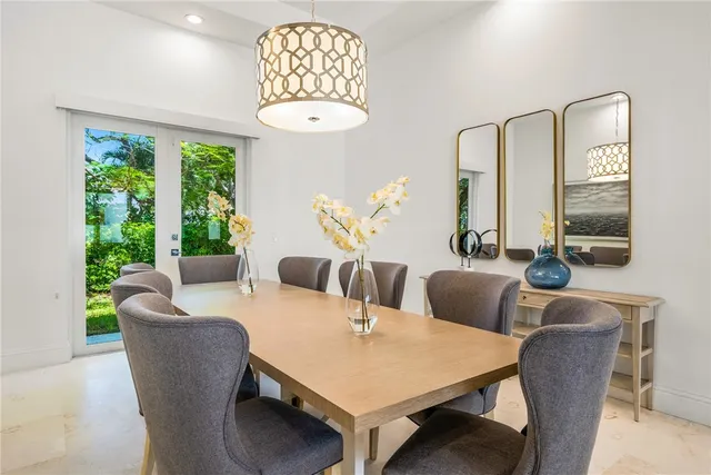 $1,495,000 | 30 Strand Drive, Vero Beach, FL 32963