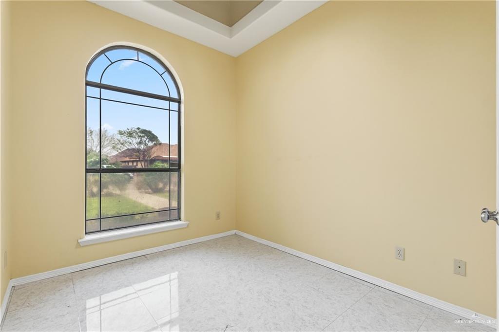 1720 East 2nd Street Weslaco, TX 78596 - Photo 8 of 17 a view of a small space