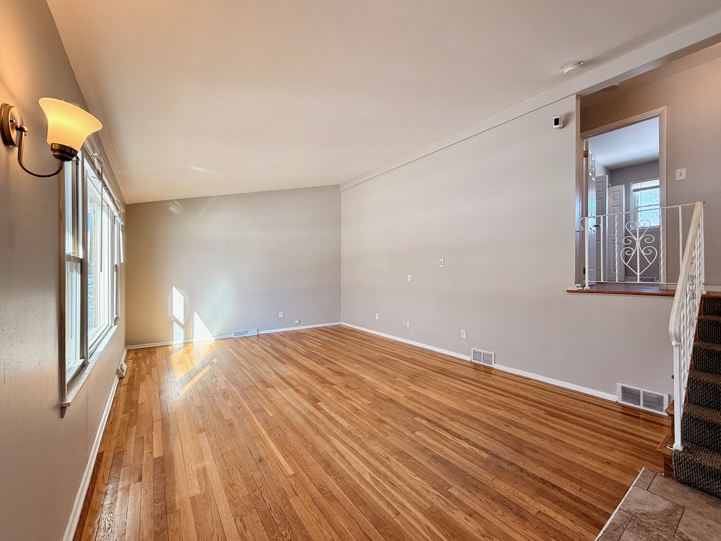 2852 189th Street Lansing, IL 60438 - Photo 3 of 24