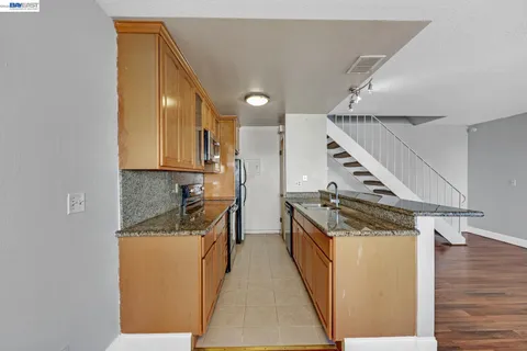 $418,000 | 2274 Peacock Place, Unit 2, Union City, CA 94587