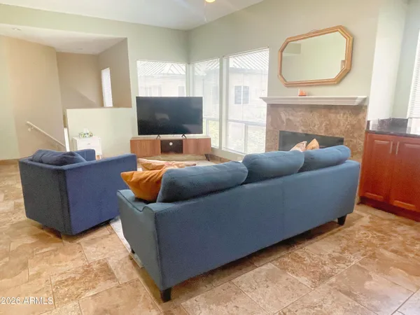 $1,995 | 101 North 7th Street, Unit 248, Phoenix, AZ 85006