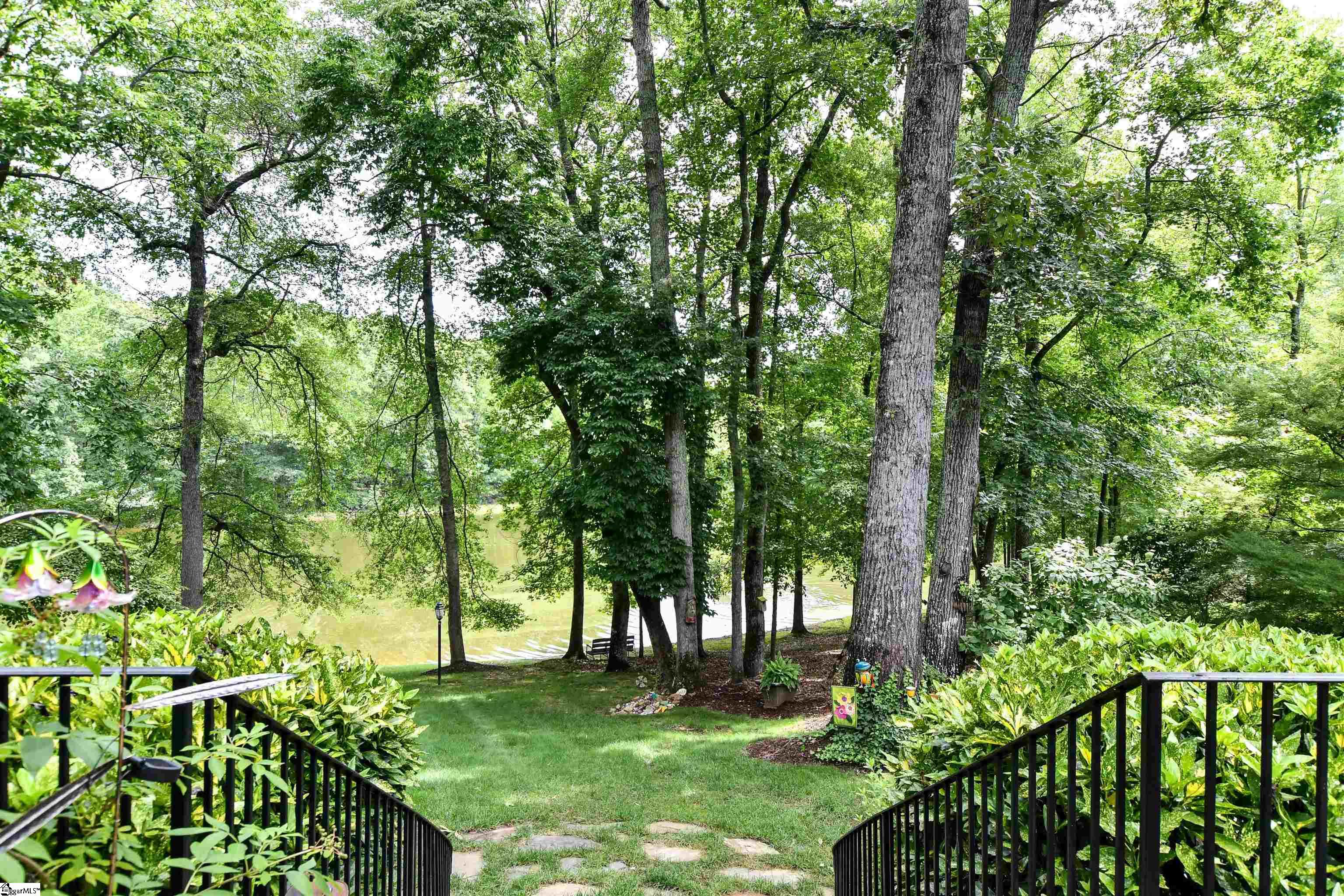 312 Beeks Road Belton, SC 29627 - Photo 12 of 36