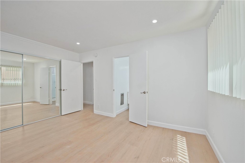 5415 Newcastle Avenue, Unit 18 Encino, CA 91316 - Photo 15 of 25 a view of an empty room