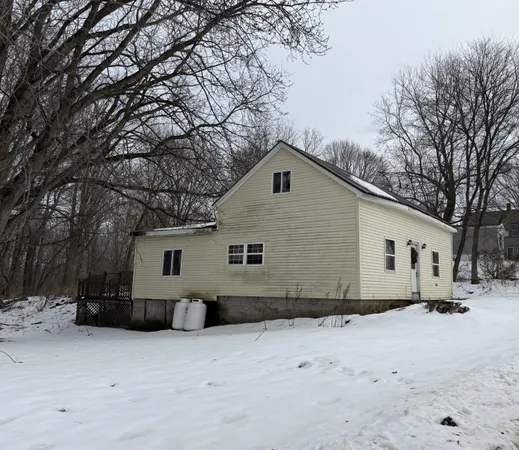 $48,000 | 105 Bray Avenue, Fairfield, ME 04937