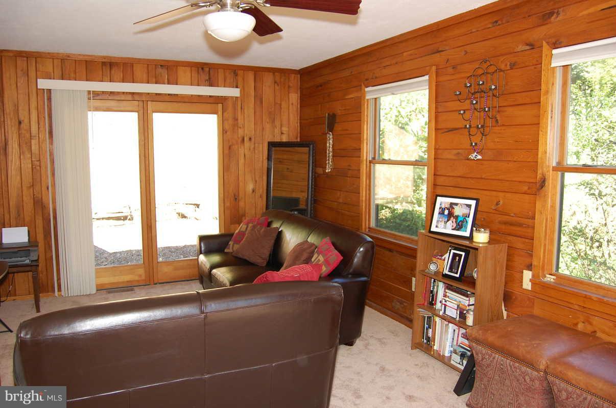 6947 Meadowlake Road New Market, MD 21774 - Photo 14 of 28 Interior (General)