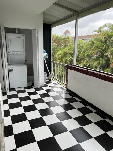 $1,900 | 1100 Southeast 4th Avenue, Unit 26, Deerfield Beach, FL 33441