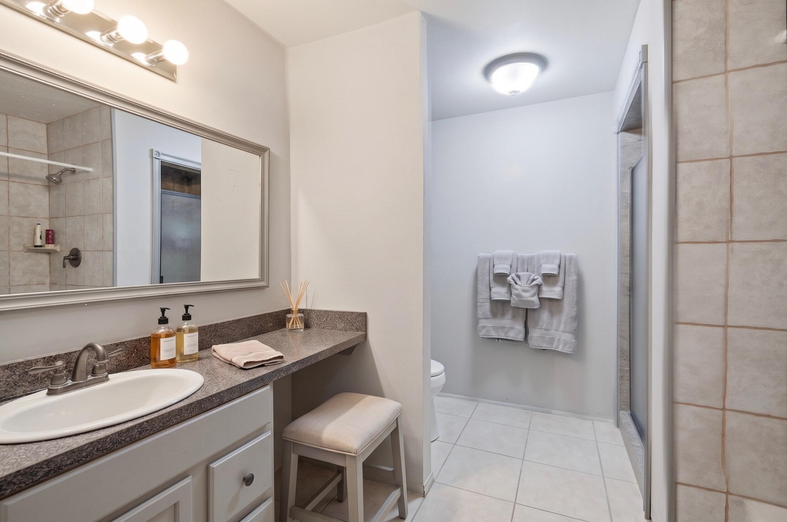 2611 Colgate Street Lubbock, TX 79415 - Photo 5 of 11 2611 Colgate Ave bath