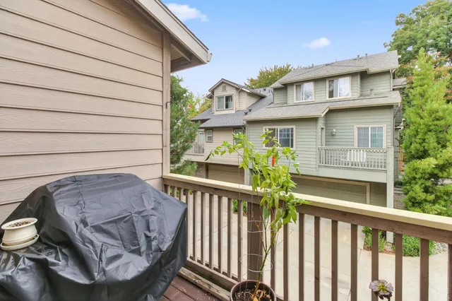 $825,000 | 1205 Q Street, Sacramento, CA 95811