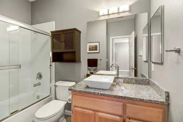 $825,000 | 1205 Q Street, Sacramento, CA 95811