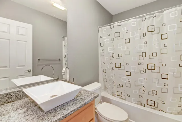 $825,000 | 1205 Q Street, Sacramento, CA 95811