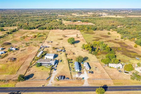 $430,000 | 7866 Farm To Market 920, Poolville, TX 76487