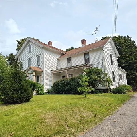 $250,000 | 233 Maple Street, Warren, MA 01083