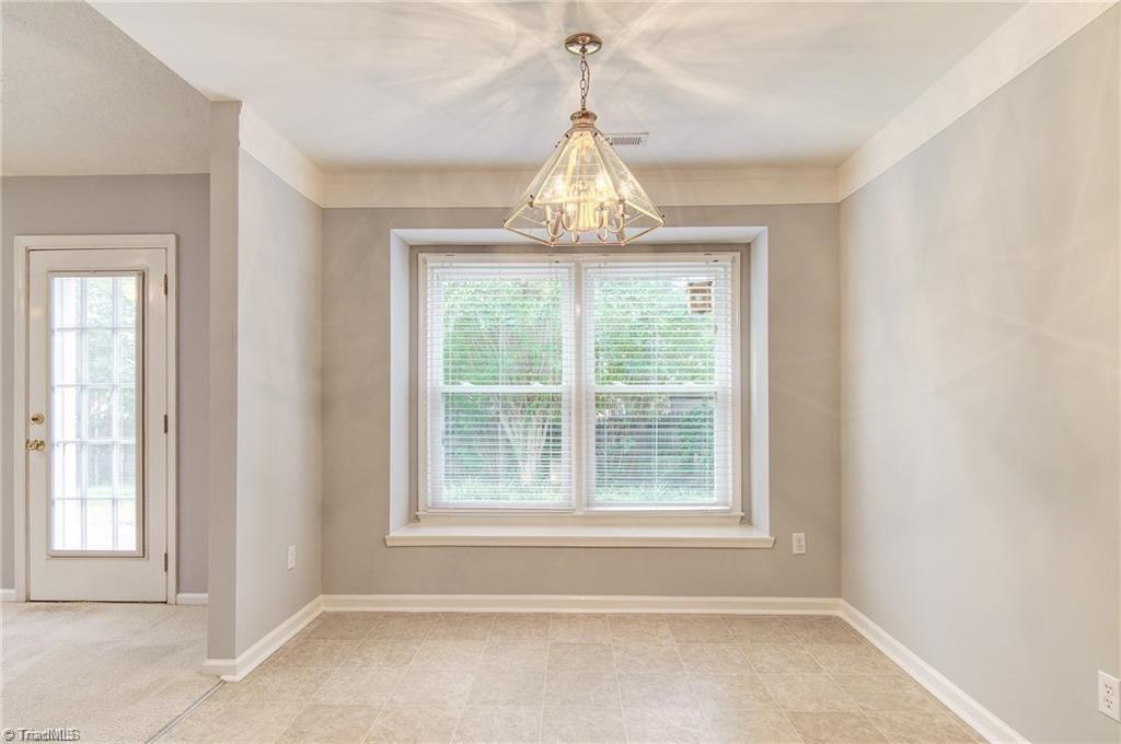 2704 Castle Croft Road Greensboro, NC 27407 - Photo 9 of 25 Gallery Image 9