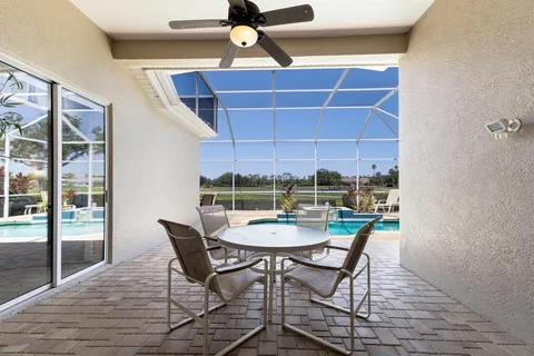 $550,000 | 8715 52nd Avenue East, Bradenton, FL 34211