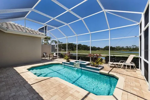 $550,000 | 8715 52nd Avenue East, Bradenton, FL 34211