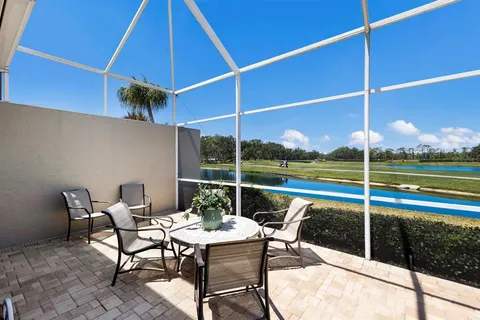 $550,000 | 8715 52nd Avenue East, Bradenton, FL 34211