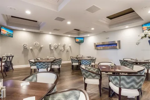 $550,000 | 8715 52nd Avenue East, Bradenton, FL 34211