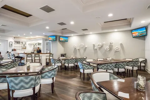 $550,000 | 8715 52nd Avenue East, Bradenton, FL 34211