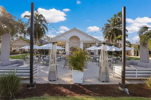 $550,000 | 8715 52nd Avenue East, Bradenton, FL 34211