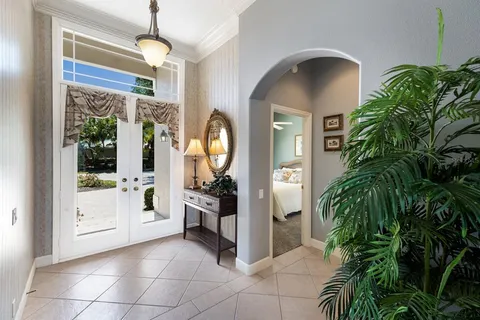 $550,000 | 8715 52nd Avenue East, Bradenton, FL 34211