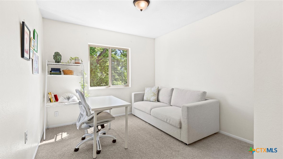 9739 Wagon Train Converse, TX 78109 - Photo 15 of 29 a living room with furniture and a window