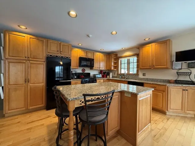 $699,000 | 21 Highland Street, Canaan, NH 03741