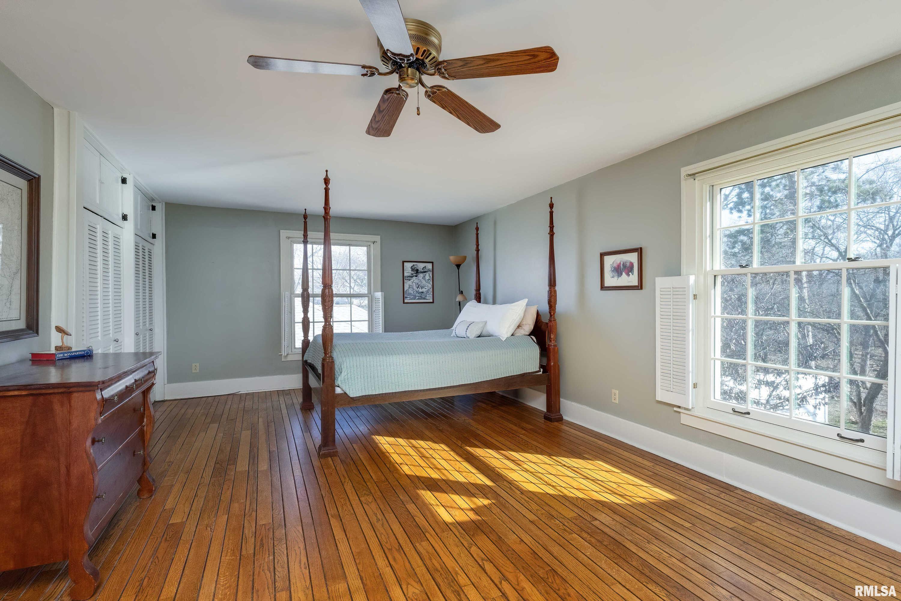 2721 Middle Road Davenport, IA 52803 - Photo 20 of 36 Gallery Image 20