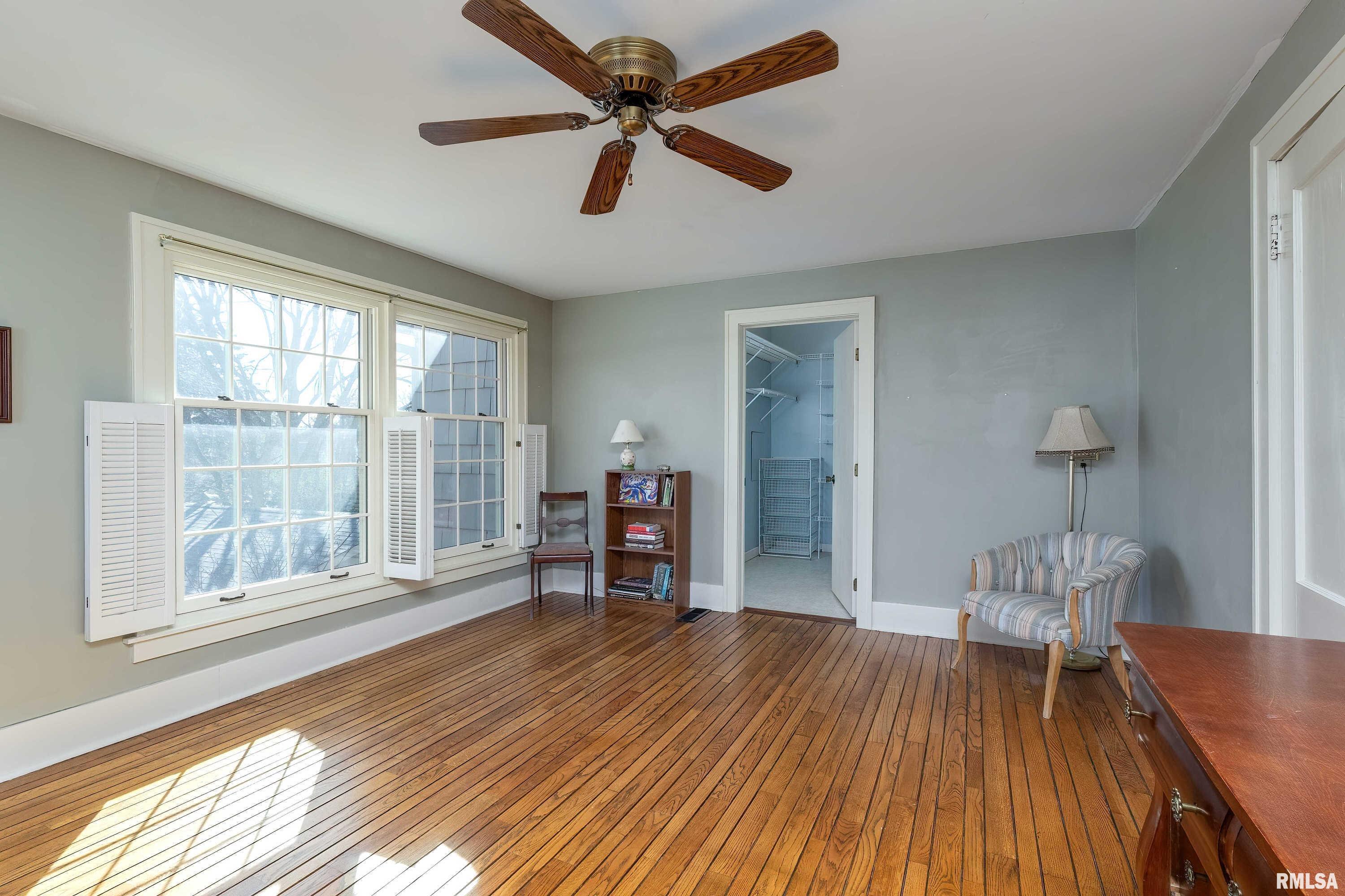 2721 Middle Road Davenport, IA 52803 - Photo 21 of 36 Gallery Image 21