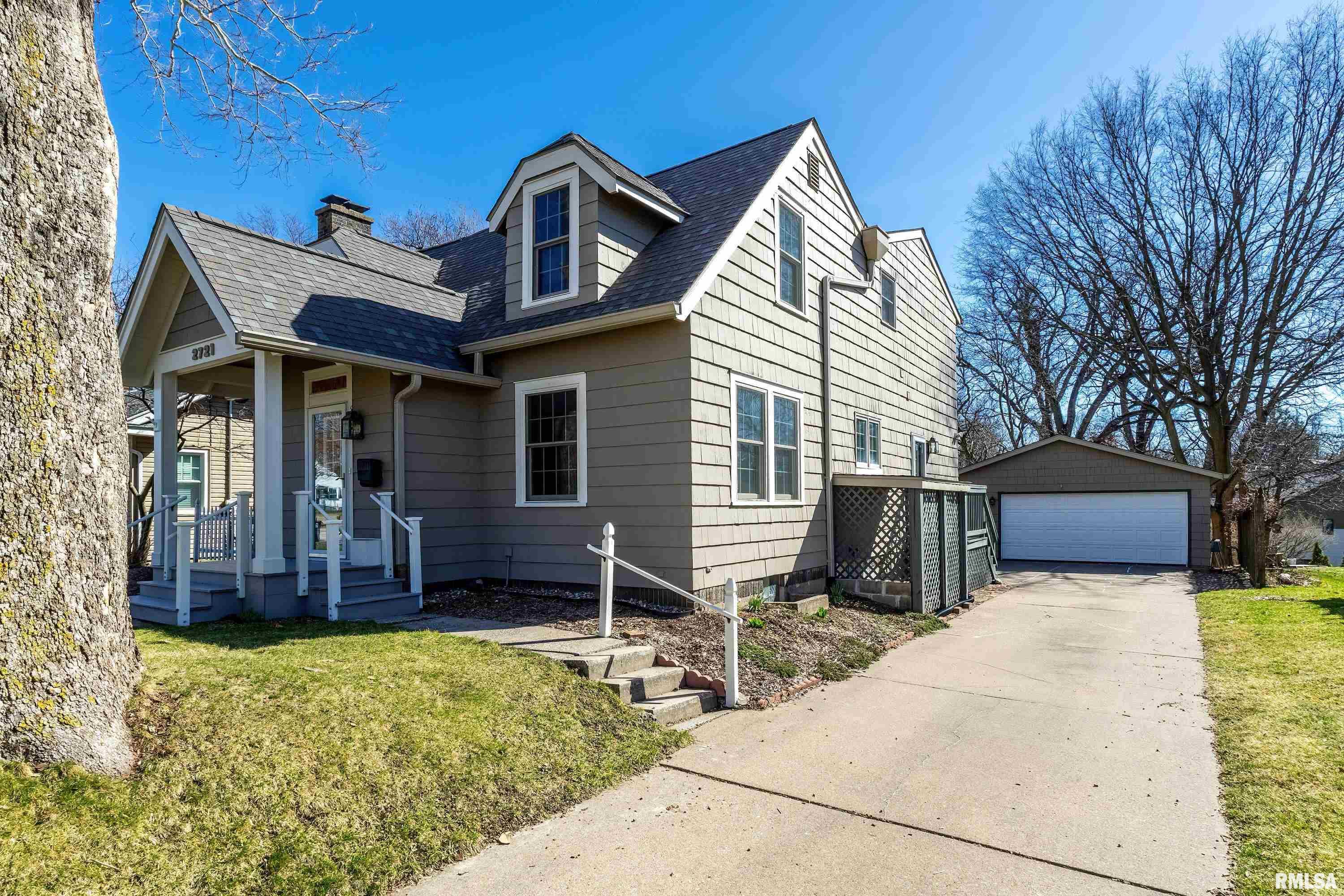 2721 Middle Road Davenport, IA 52803 - Photo 3 of 36 Gallery Image 3