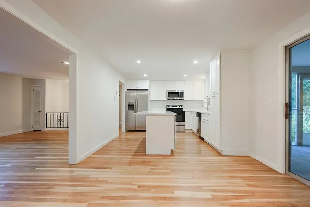 $749,900 | 327 Singletary Lane, Framingham, MA 01702