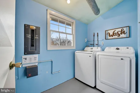 $460,000 | 12610 Kingsfield Lane, Bowie, MD 20715