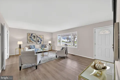 $460,000 | 12610 Kingsfield Lane, Bowie, MD 20715