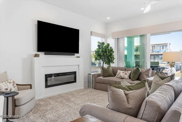 $10,500 | 114 12th Avenue South, Unit 102, Jacksonville Beach, FL 32250