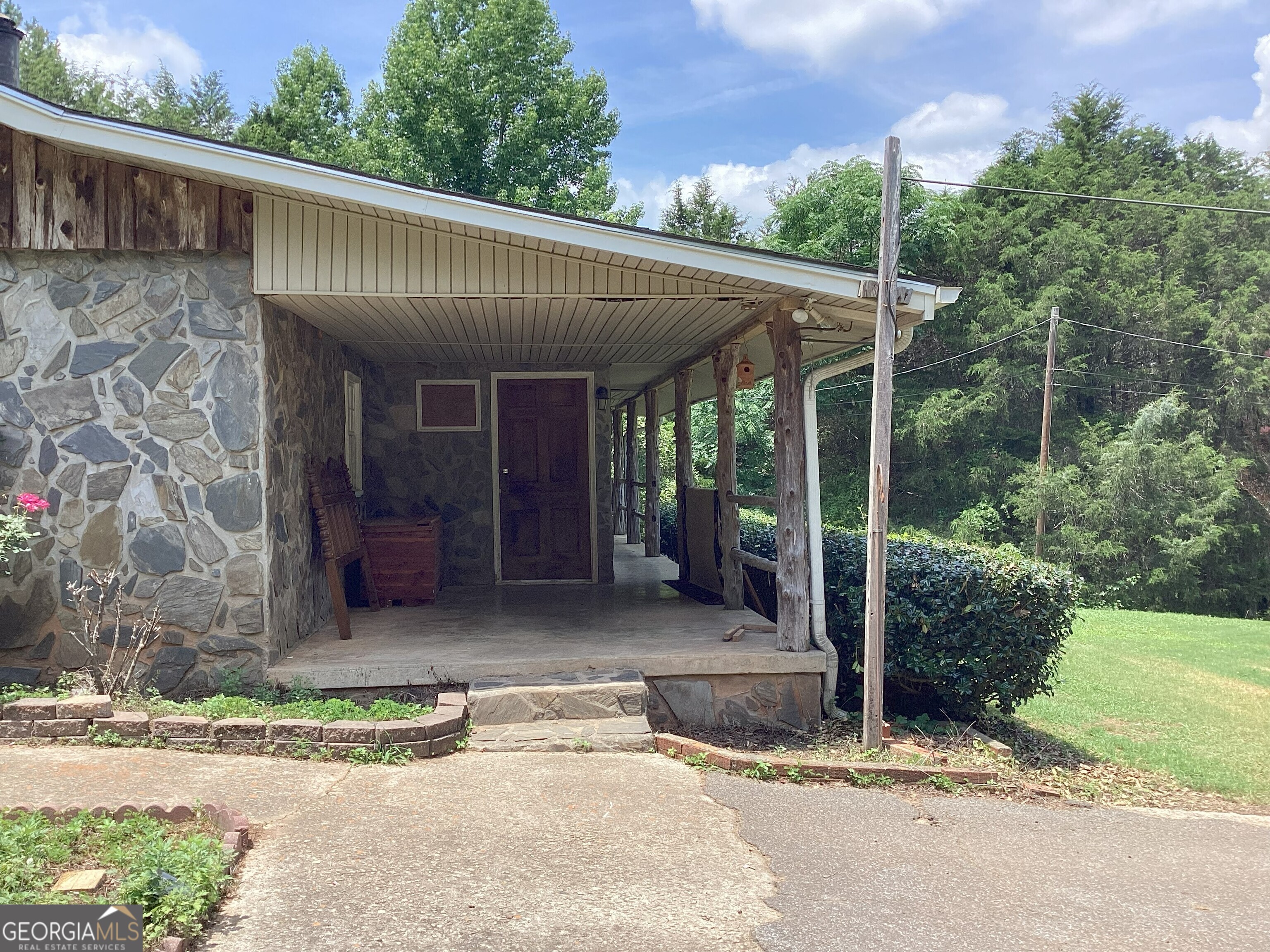 220 Ennis Road Barnesville, GA 30204 - Photo 6 of 20