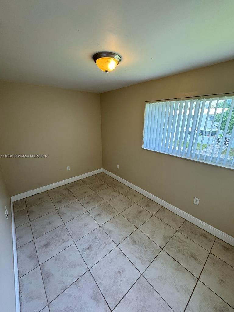 483 Northwest 19th Street, Unit 362 Miami, FL 33136 - Photo 23 of 27