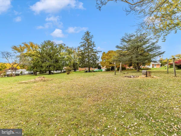 $638,000 | 26714 Howard Chapel Drive, Damascus, MD 20872