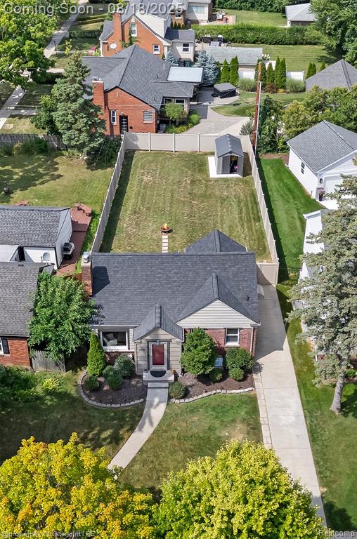 1652 Taunton Road Birmingham, MI 48009 - Photo 3 of 33 Gallery Image 3